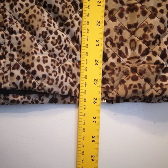 Alia Ladies Brown & Beige Animal Print Lightweight Quilted Vest - Picture 5 of 9